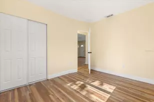 12432 136th Ln, Largo, FL 33774 - Photo 13