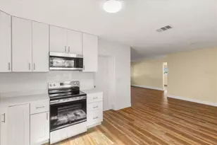 12432 136th Ln, Largo, FL 33774 - Photo 9