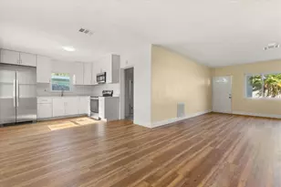 12432 136th Ln, Largo, FL 33774 - Photo 7