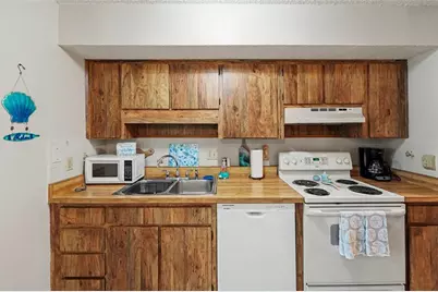 6400 46th Avenue N #214, Kenneth City, FL 33709 - Photo 9