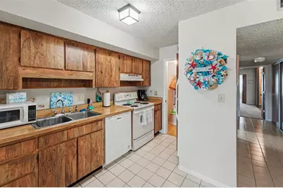 6400 46th Avenue N #214, Kenneth City, FL 33709 - Photo 11
