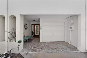 394 Madeira Cir, Saint Petersburg, FL 33715 - Photo 67