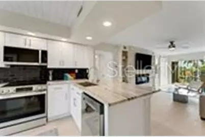 6372 Palma Del Mar Boulevard S #219, Saint Petersburg, FL 33715 - Photo 9
