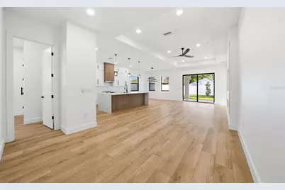 3325 55 Avenue N, Saint Petersburg, FL 33714 - Photo 11