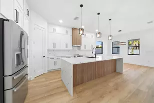 3325 55th Ave N, Saint Petersburg, FL 33714 - Photo 19