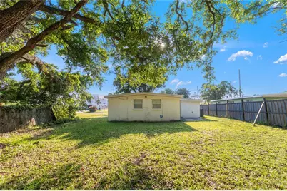 1421 14th Street E, Bradenton, FL 34208 - Photo 25