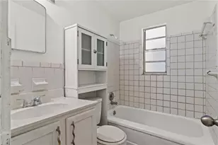 1421 14th St E, Bradenton, FL 34208 - Photo 13