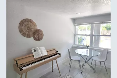 4014 W Rogers Avenue, Tampa, FL 33611 - Photo 11