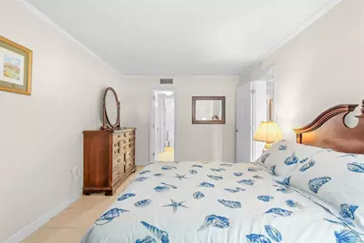4775 Cove Cir Circle N #104, Saint Petersburg, FL 33708 - Photo 23