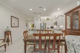 8017 Pine Crest St, Seminole, FL 33777 - Photo 15
