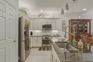 8017 Pine Crest St, Seminole, FL 33777 - Photo 9