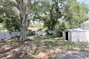 1933 47th St S, Saint Petersburg, FL 33711 - Photo 23
