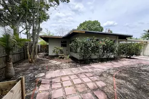 2489 Del Rio Way, Dunedin, FL 34698 - Photo 23