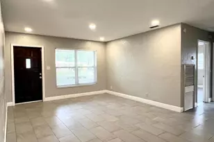 2489 Del Rio Way, Dunedin, FL 34698 - Photo 5