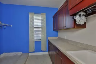 2679 Lakebreeze Ln S, Clearwater, FL 33759 - Photo 37
