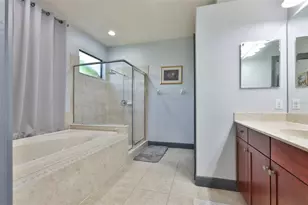 2679 Lakebreeze Ln S, Clearwater, FL 33759 - Photo 31