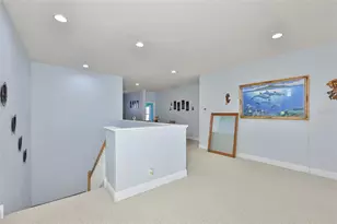2679 Lakebreeze Ln S, Clearwater, FL 33759 - Photo 43