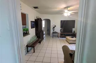 2007 E Rampart St, Tampa, FL 33604 - Photo 5