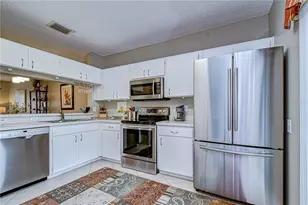 6335 Bayside Key Dr, Tampa, FL 33615 - Photo 15