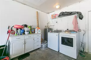 1612 Berkshire Dr, Brandon, FL 33511 - Photo 19