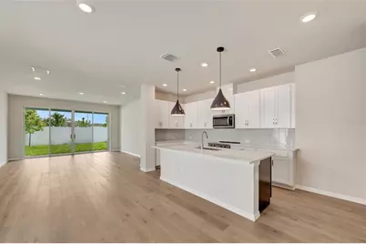 31232 Pendleton Landing Circle, Wesley Chapel, FL 33545 - Photo 5