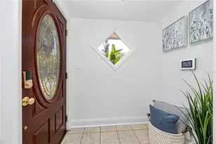 6482 20th St N, Saint Petersburg, FL 33702 - Photo 3