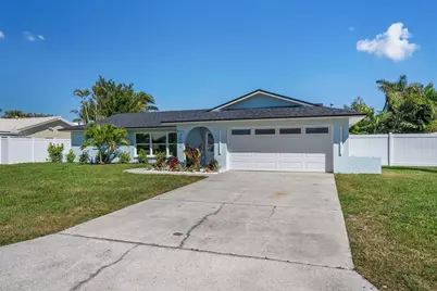 4568 40th Street S, Saint Petersburg, FL 33711 - Photo 3