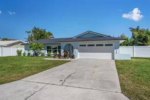 4568 40th St S, Saint Petersburg, FL 33711 - Photo 3