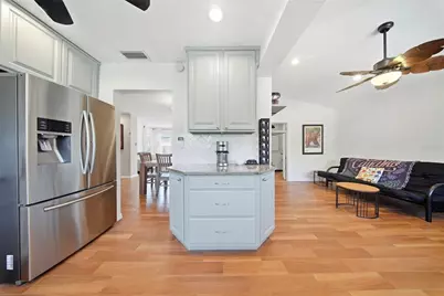 7700 16th Avenue N, Saint Petersburg, FL 33710 - Photo 15