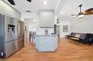 7700 16th Ave N, Saint Petersburg, FL 33710 - Photo 15