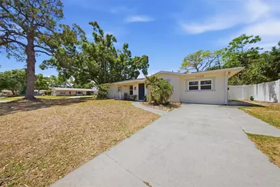 7700 16th Avenue N, Saint Petersburg, FL 33710 - Photo 1