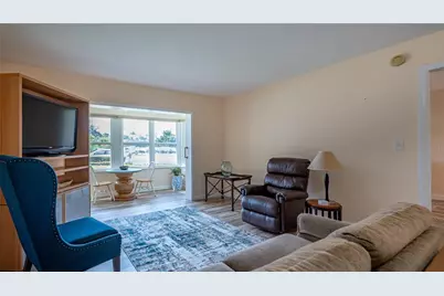 5020 Brittany Drive S #125, Saint Petersburg, FL 33715 - Photo 5
