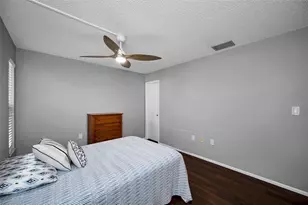 859 Oxford Ct, Dunedin, FL 34698 - Photo 19