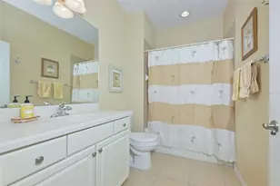 1330 Emerald Dunes Dr, Sun City Center, FL 33573 - Photo 31