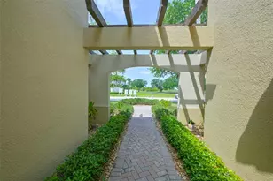 1330 Emerald Dunes Dr, Sun City Center, FL 33573 - Photo 35