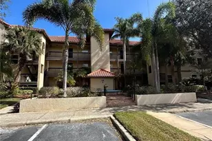 2400 Feather Sound Dr, Clearwater, FL 33762 - Photo 33
