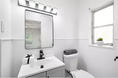 8510 N Seminole Avenue, Tampa, FL 33604 - Photo 27