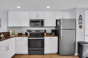 12000 Gulf Blvd, Treasure Island, FL 33706 - Photo 9