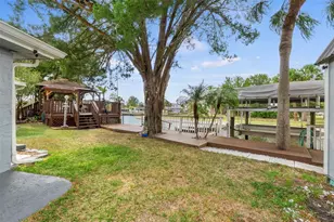 7235 Maryland Ave, Hudson, FL 34667 - Photo 17