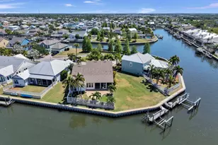 5704 Sea Trout Pl, Apollo Beach, FL 33572 - Photo 39
