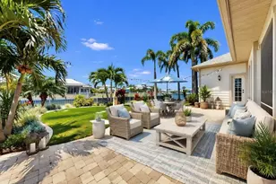 5704 Sea Trout Pl, Apollo Beach, FL 33572 - Photo 35