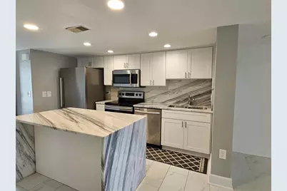 1028 Apollo Beach Boulevard #19, Apollo Beach, FL 33572 - Photo 7