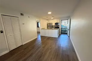 4508 S Oak Dr, Tampa, FL 33611 - Photo 5