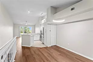 943 Normandy Trace Rd, Tampa, FL 33602 - Photo 7