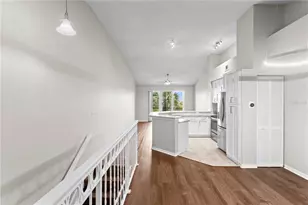 943 Normandy Trace Rd, Tampa, FL 33602 - Photo 5
