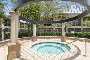 943 Normandy Trace Rd, Tampa, FL 33602 - Photo 37