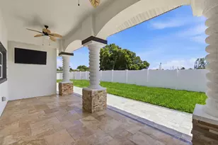 5550 64th Ave N, Pinellas Park, FL 33781 - Photo 39