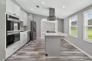 31326 Tyndall Rd, Wesley Chapel, FL 33545 - Photo 15