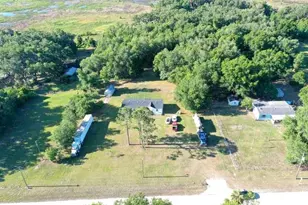 31326 Tyndall Rd, Wesley Chapel, FL 33545 - Photo 43