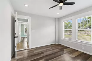 4105 18th Ave S, Saint Petersburg, FL 33711 - Photo 45